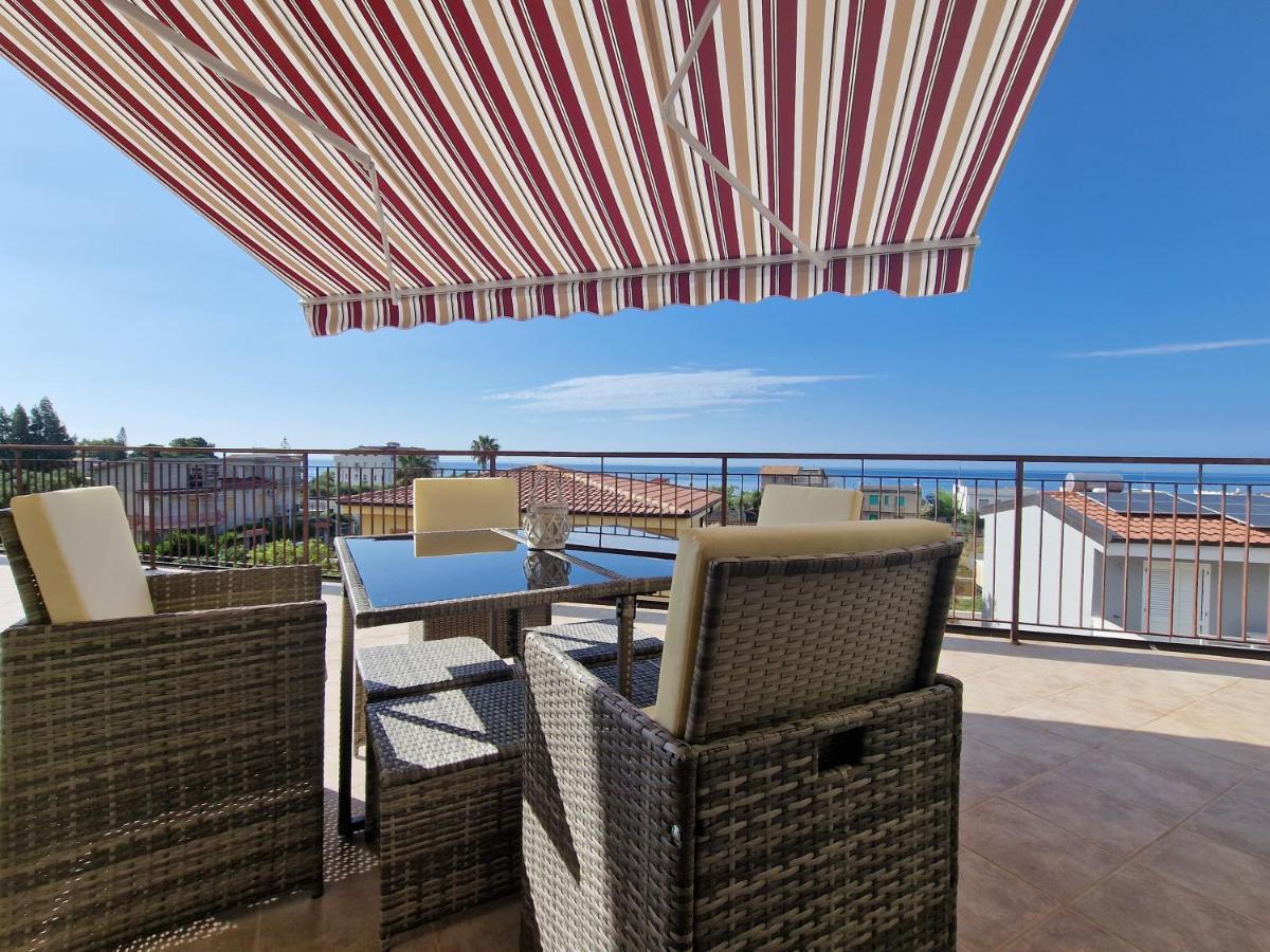 La Terrazza Di Elisa Apartment Marina di San Lorenzo Ngoại thất bức ảnh